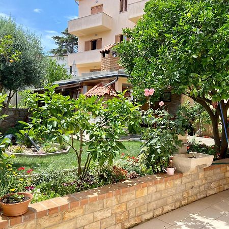 מאלי לוסיניי Apartments Leila מראה חיצוני תמונה